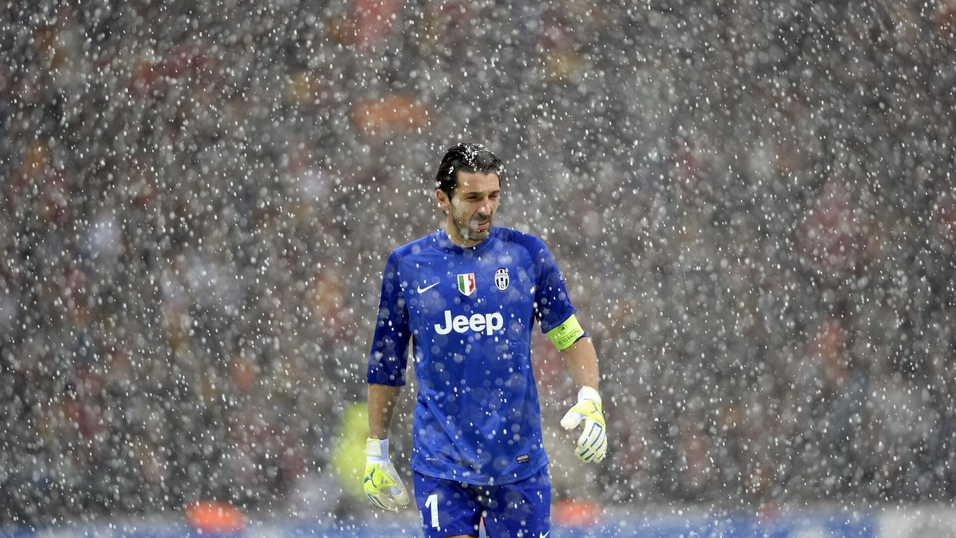 《2025年11月20日，王者荣耀全国锦标赛精彩瞬间盘点：五大精彩操作》